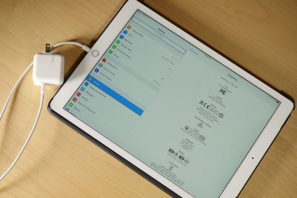 знаю 
					Розкрили 5 продуктів Apple, які перейдуть на USB-C				